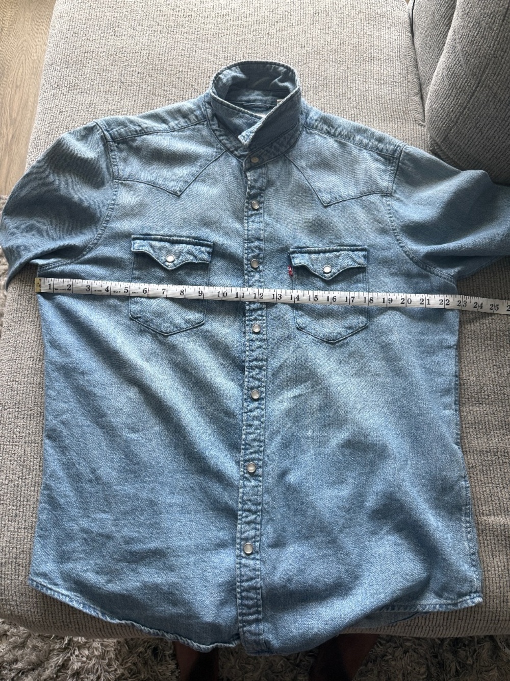 Levi’s Snap western Classic shirt; Men’s L